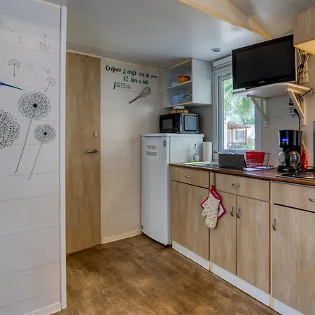 Mobilhome Avec Piscine Dom wakacyjny *